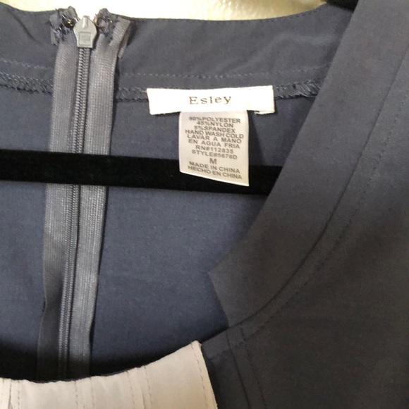 Esley Ruffled Dress - Picture 4 of 6